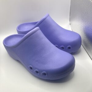 Nursing shoes